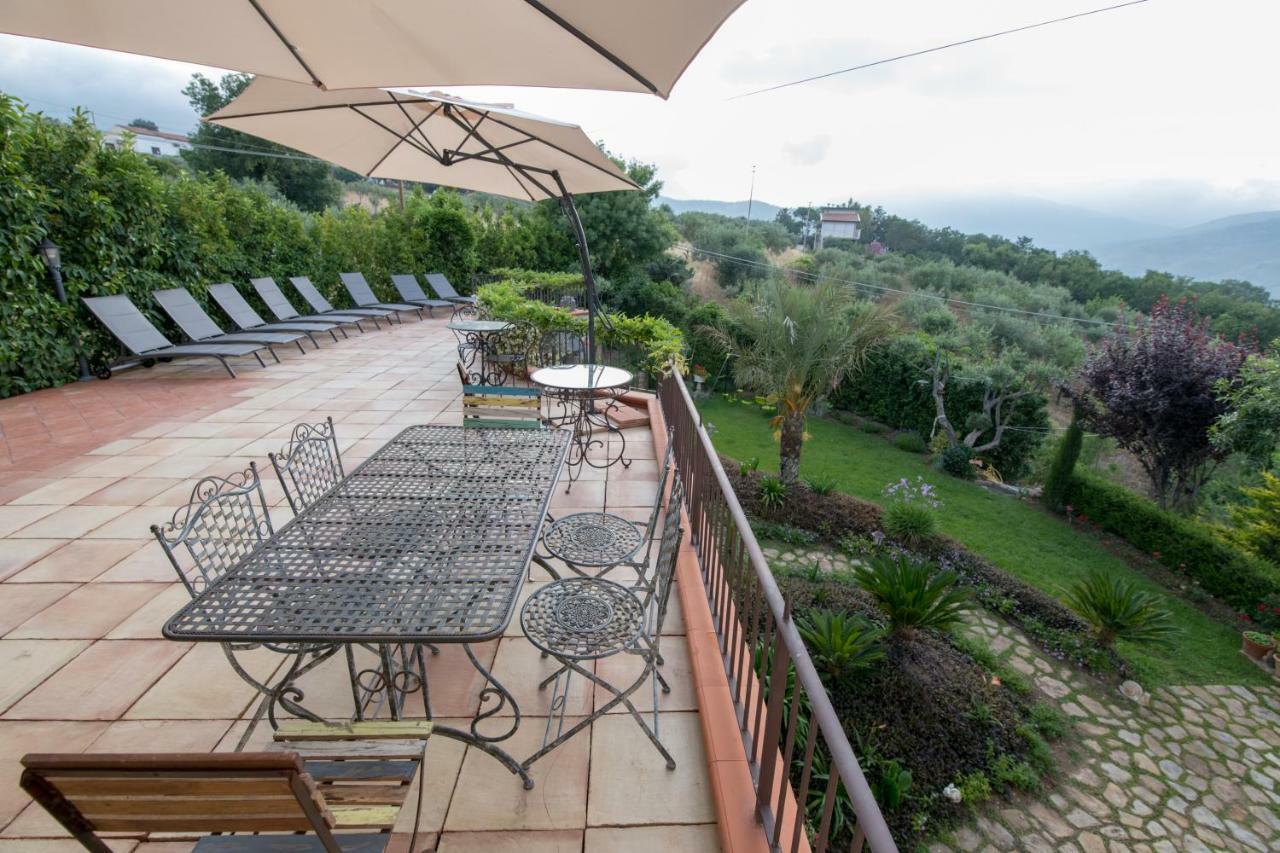 Villarose Castelbuono  Exteriér fotografie