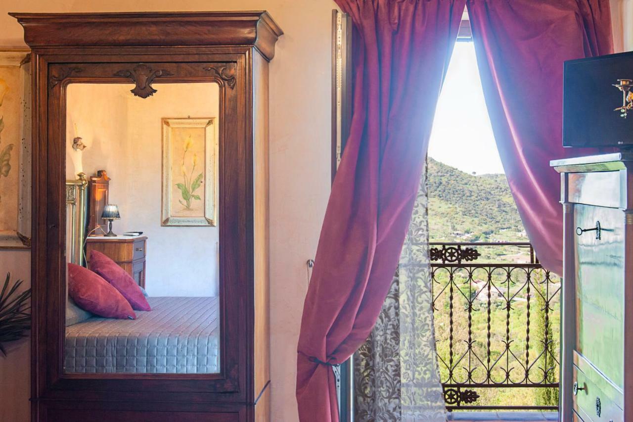 Villarose Castelbuono  Exteriér fotografie