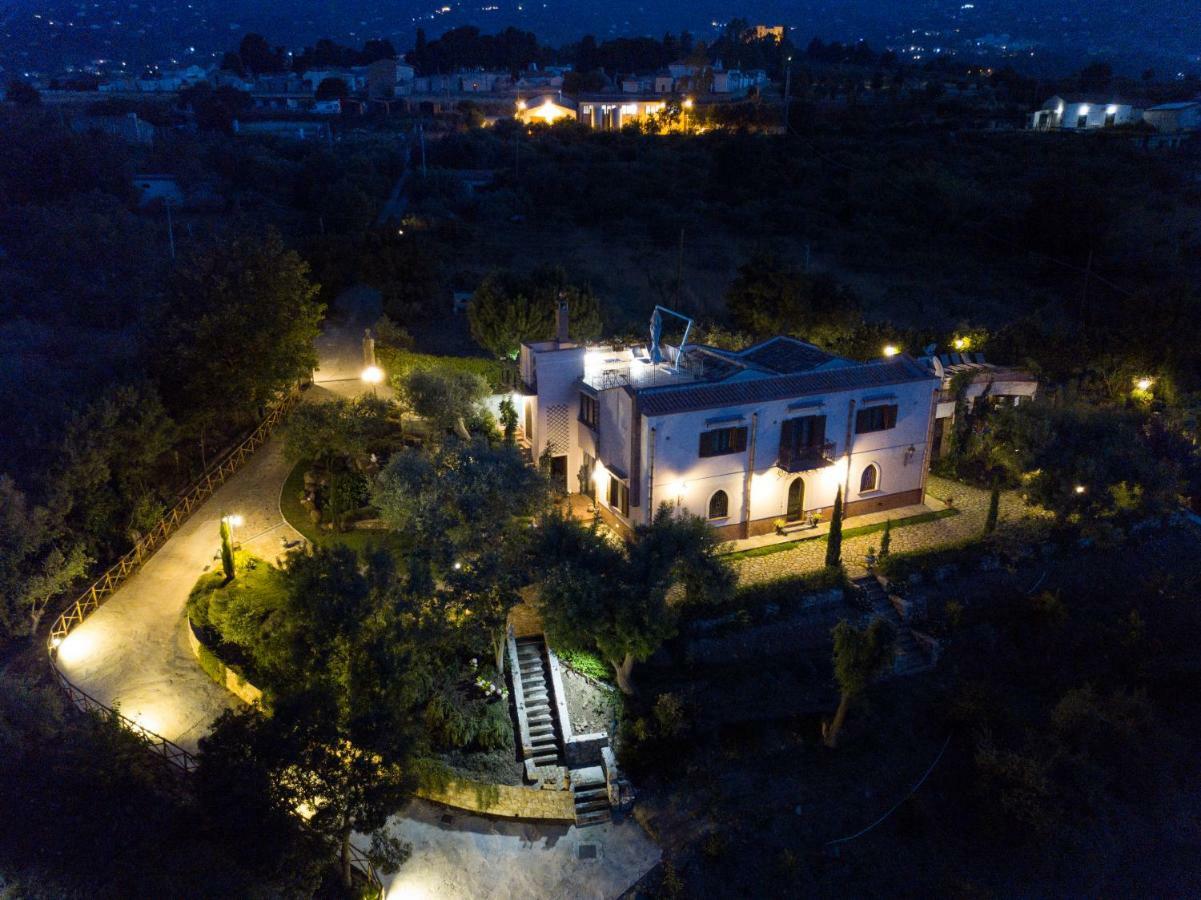 Villarose Castelbuono  Exteriér fotografie